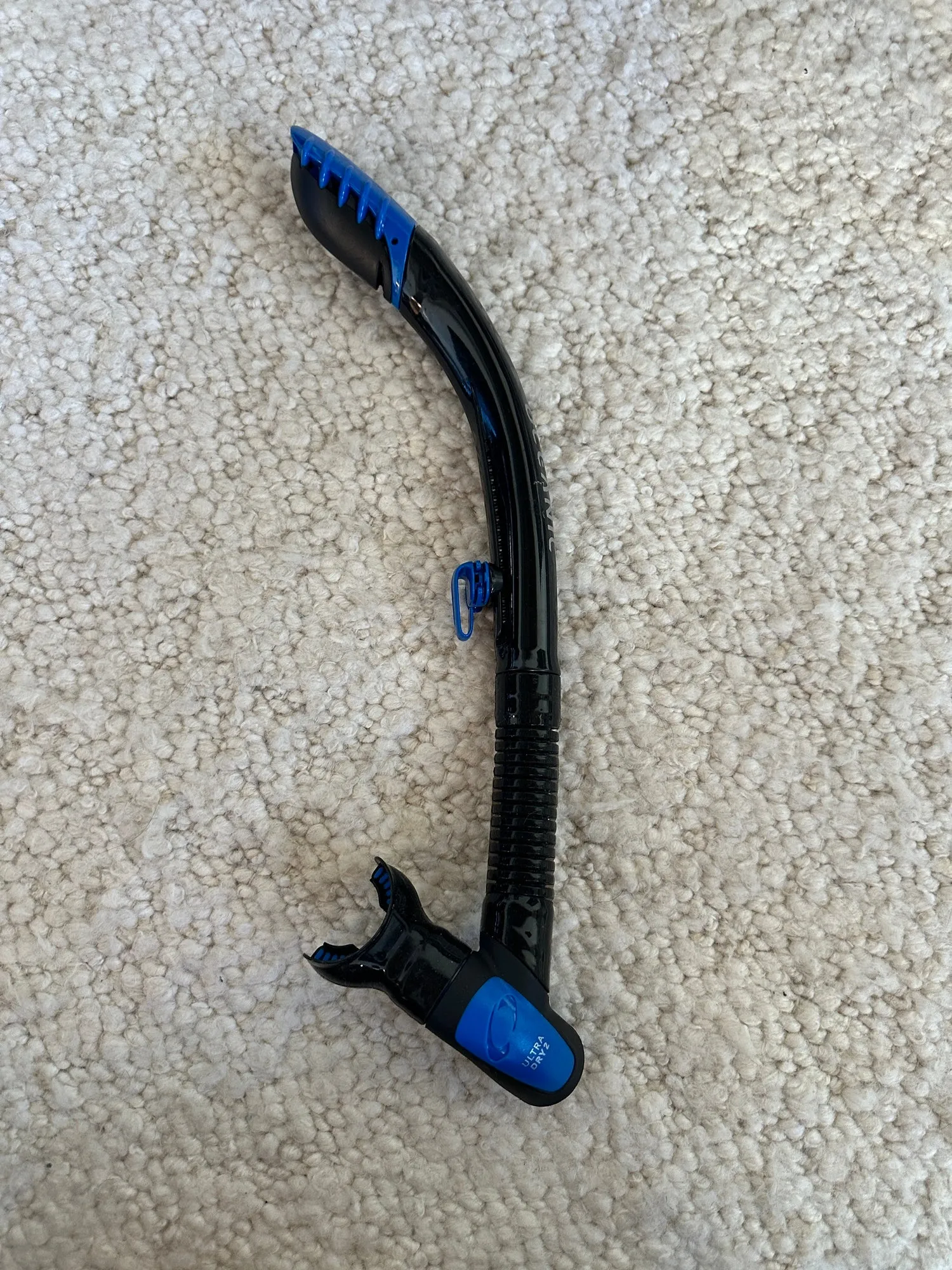 XS Brand Scuba Fusion 3 Carbon Black and Oceanic Ultra Dry 2 Snorkel