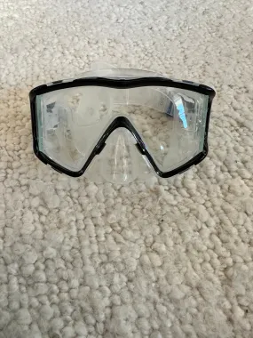 XS Brand Scuba Fusion 3 Carbon Black and Oceanic Ultra Dry 2 Snorkel